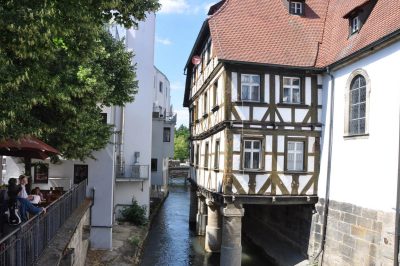 Foto Das Forchheimer Katharinenspital an einem der Wiesent-Arme