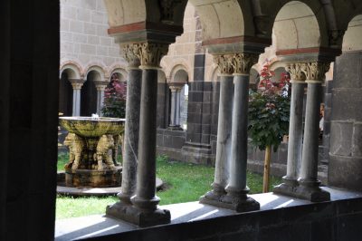 Foto Klosterkirche Maria Laach Vorraum 'Paradies'