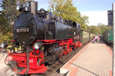 Foto Rasender Roland am Kleinbahnhof Binz